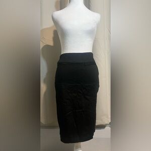 Max Rave Fitted Stretch Pencil Skirt with Ruffle in Back